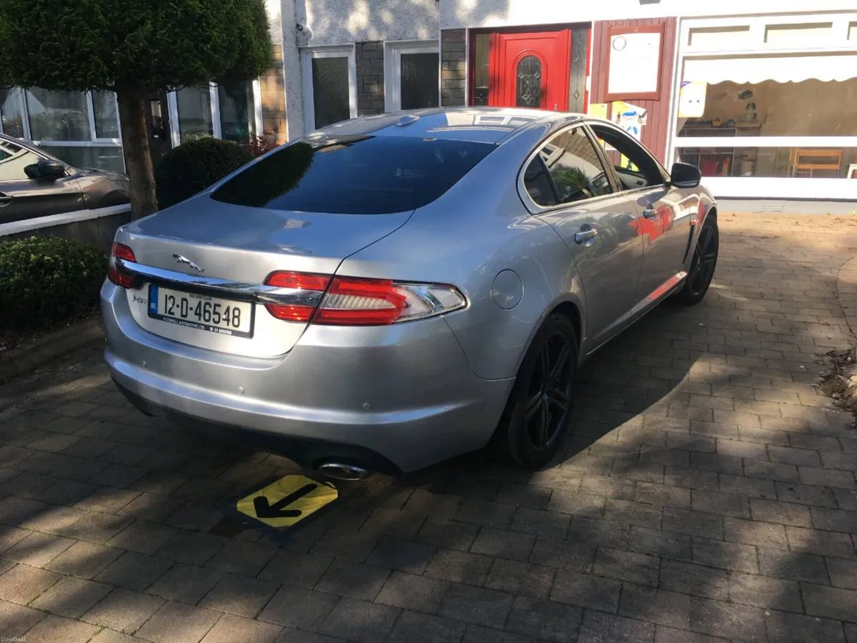 Jaguar XF Premium Edison - Image 2