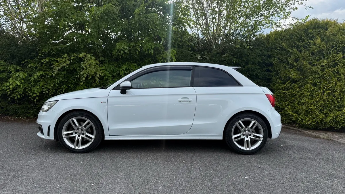Audi A1 1.4 TFSI Sline auto - Image 4