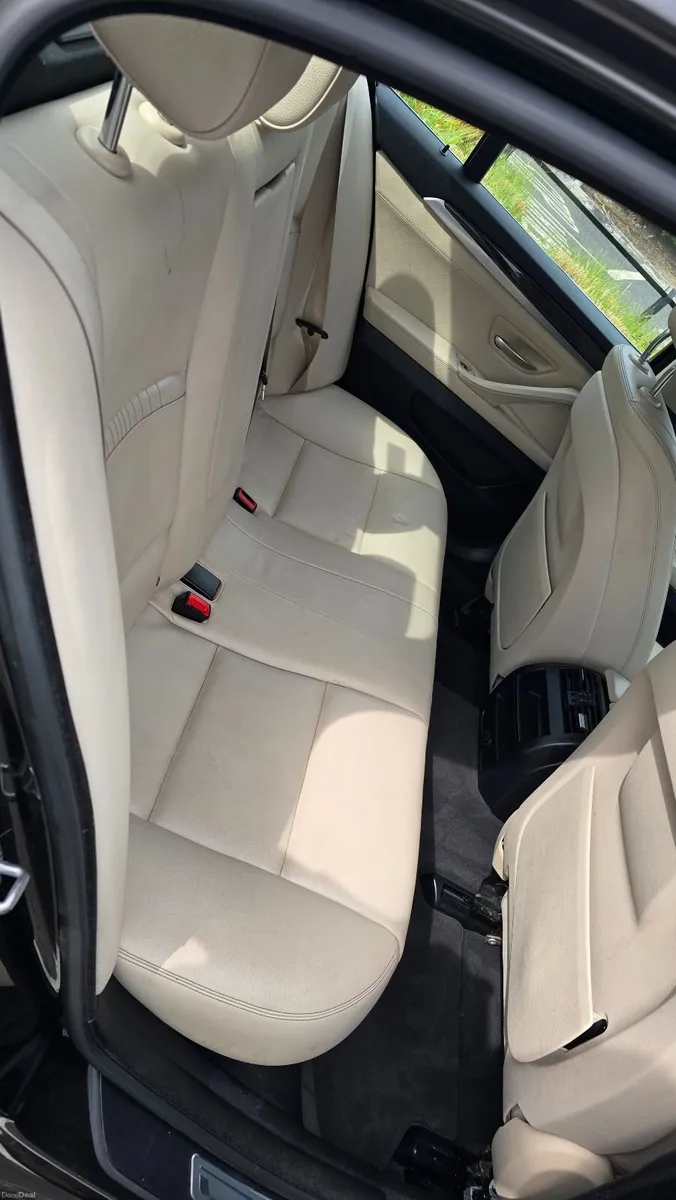 BMW 5-Series 2014 - Image 1