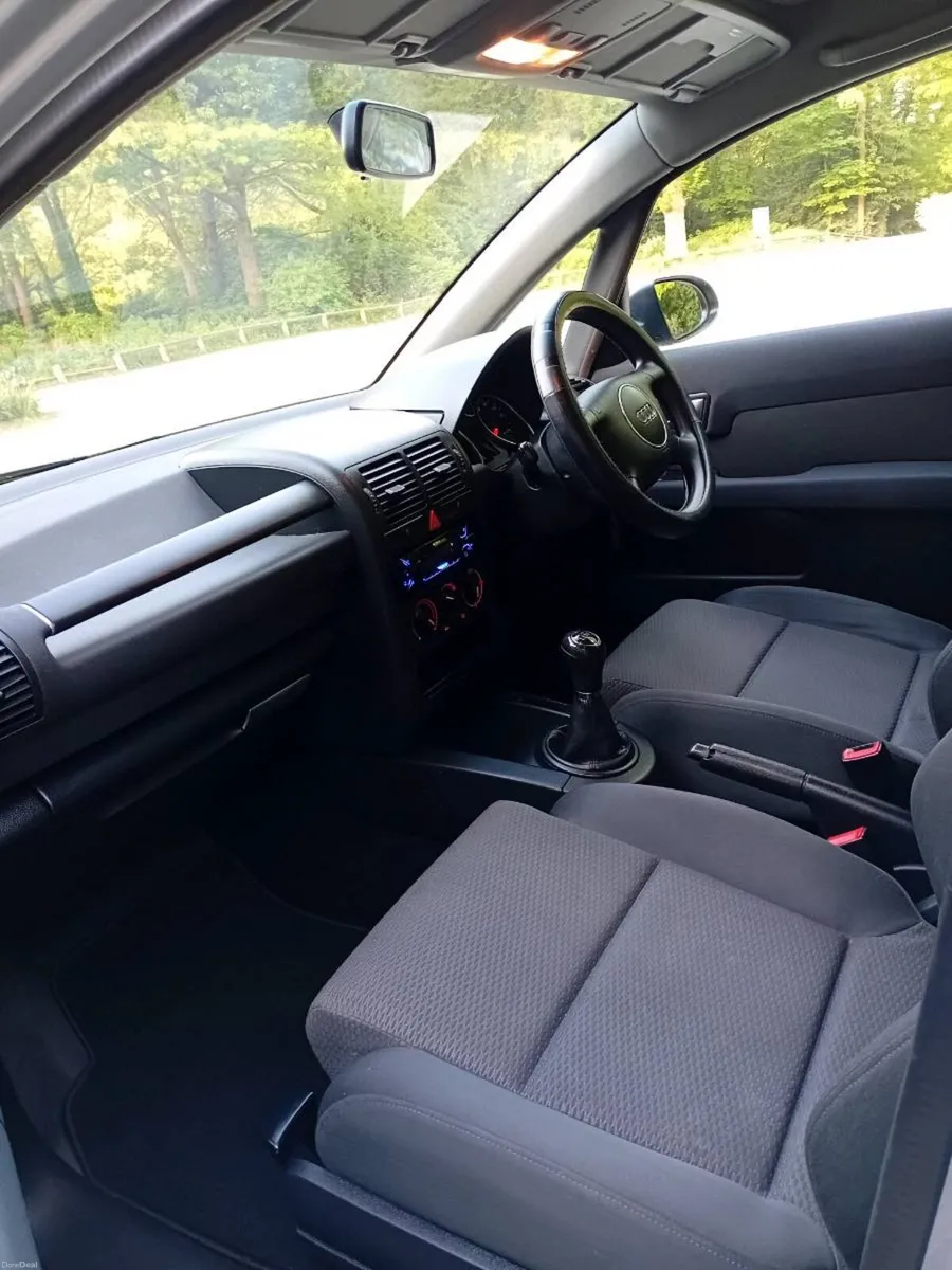 RARE AUDI A2 FUTURE CLASSIC. - Image 4