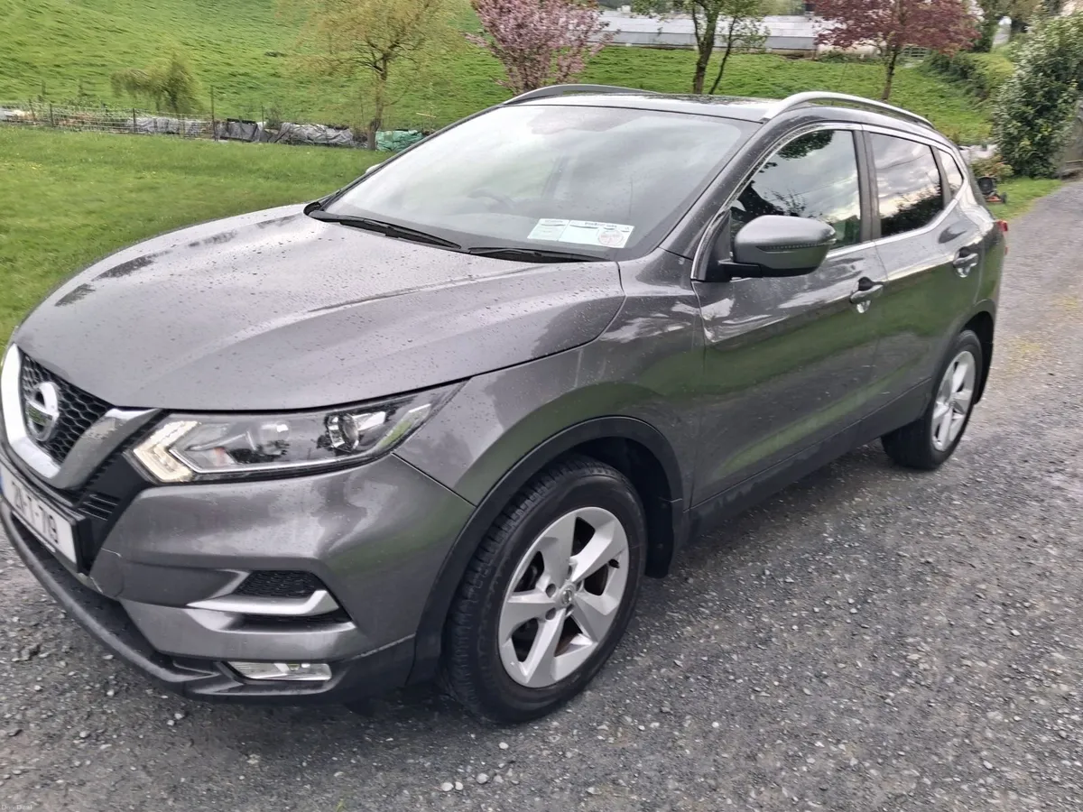 211 QASHQAI 1.3 AUTOMATIC LOW KM - Image 2
