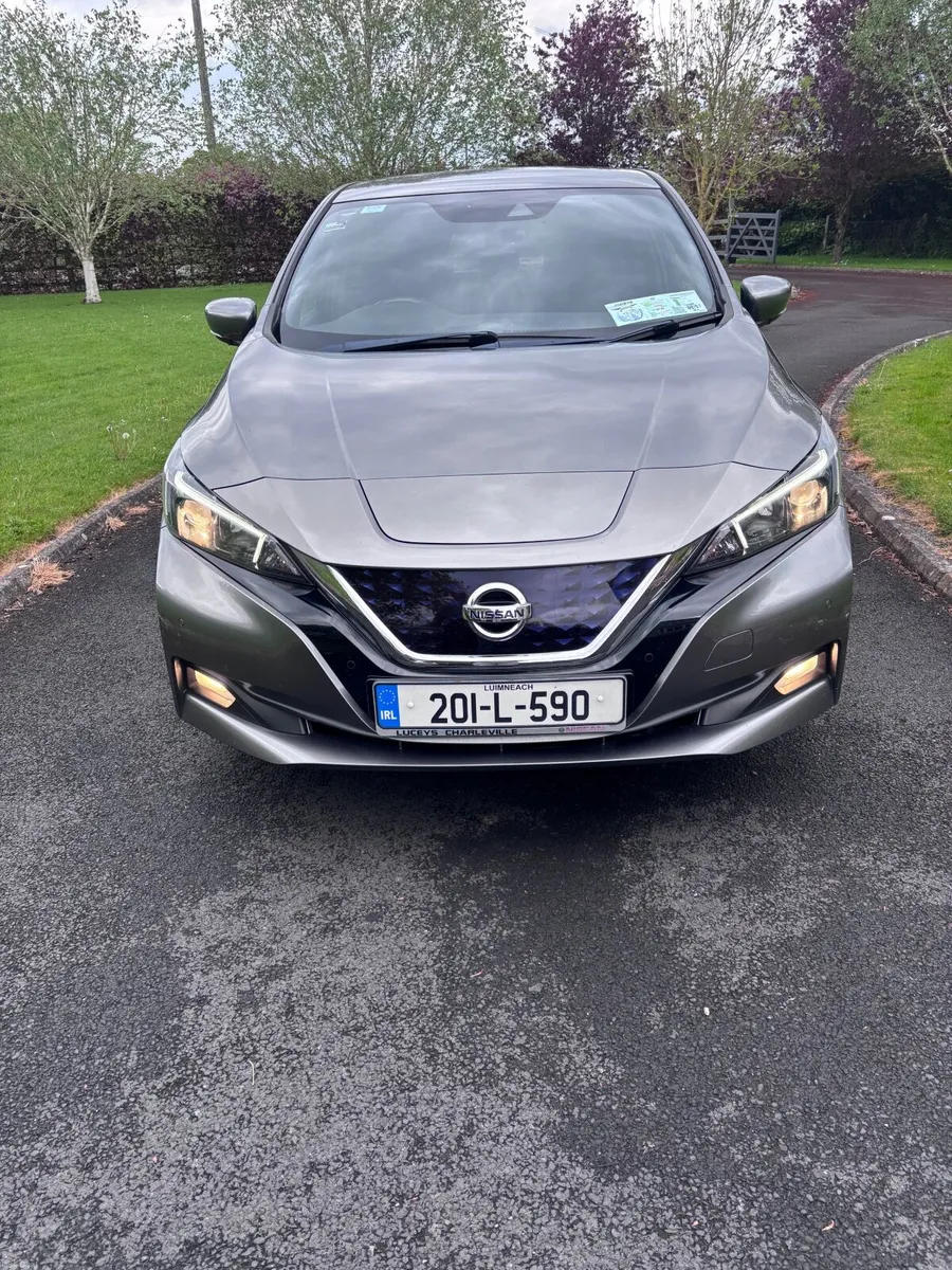 2020 Nissan Leaf SV 40kwh - Image 1