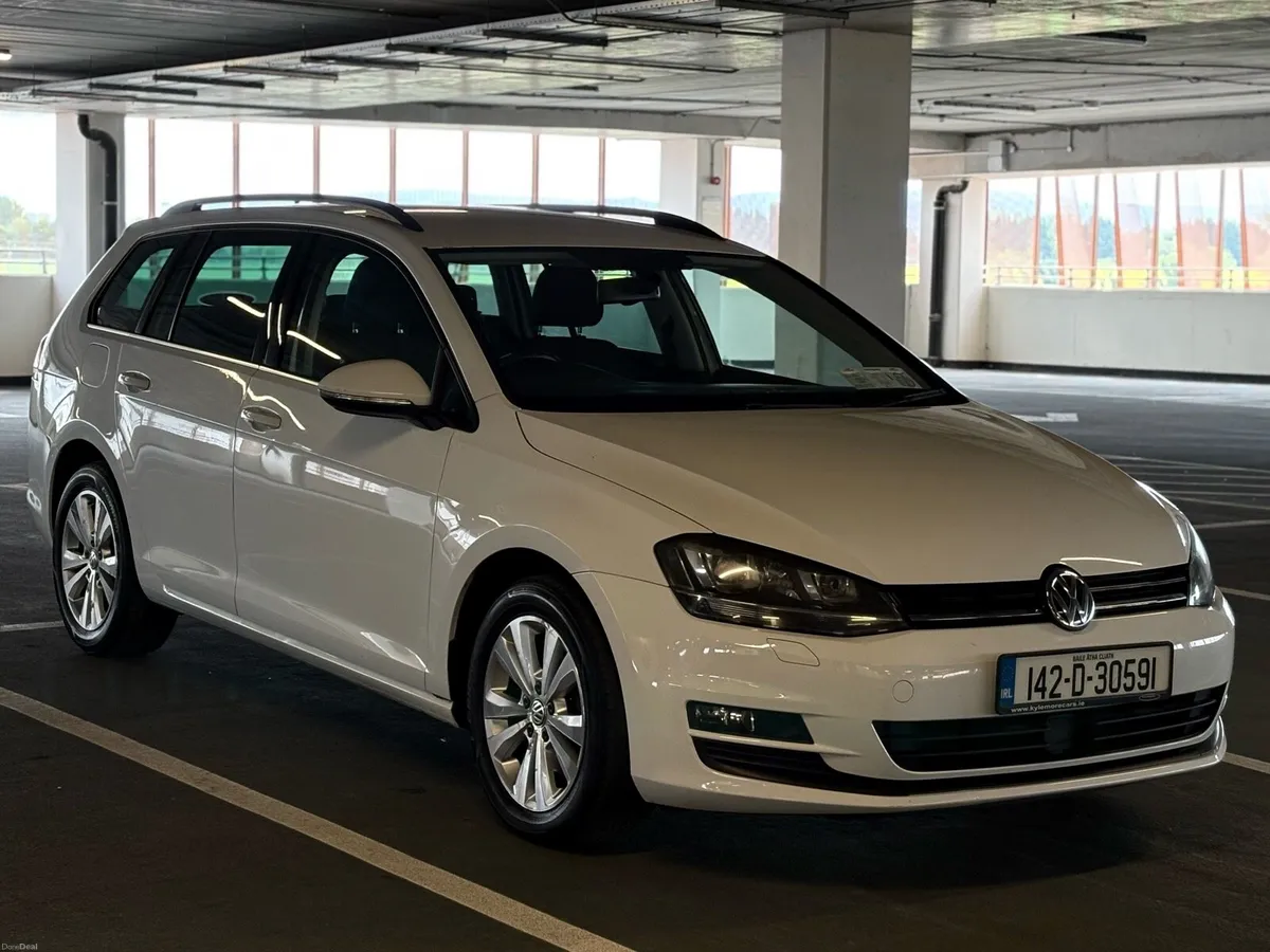 2014 Volkswagen Golf Estate | Petrol Automatic - Image 1