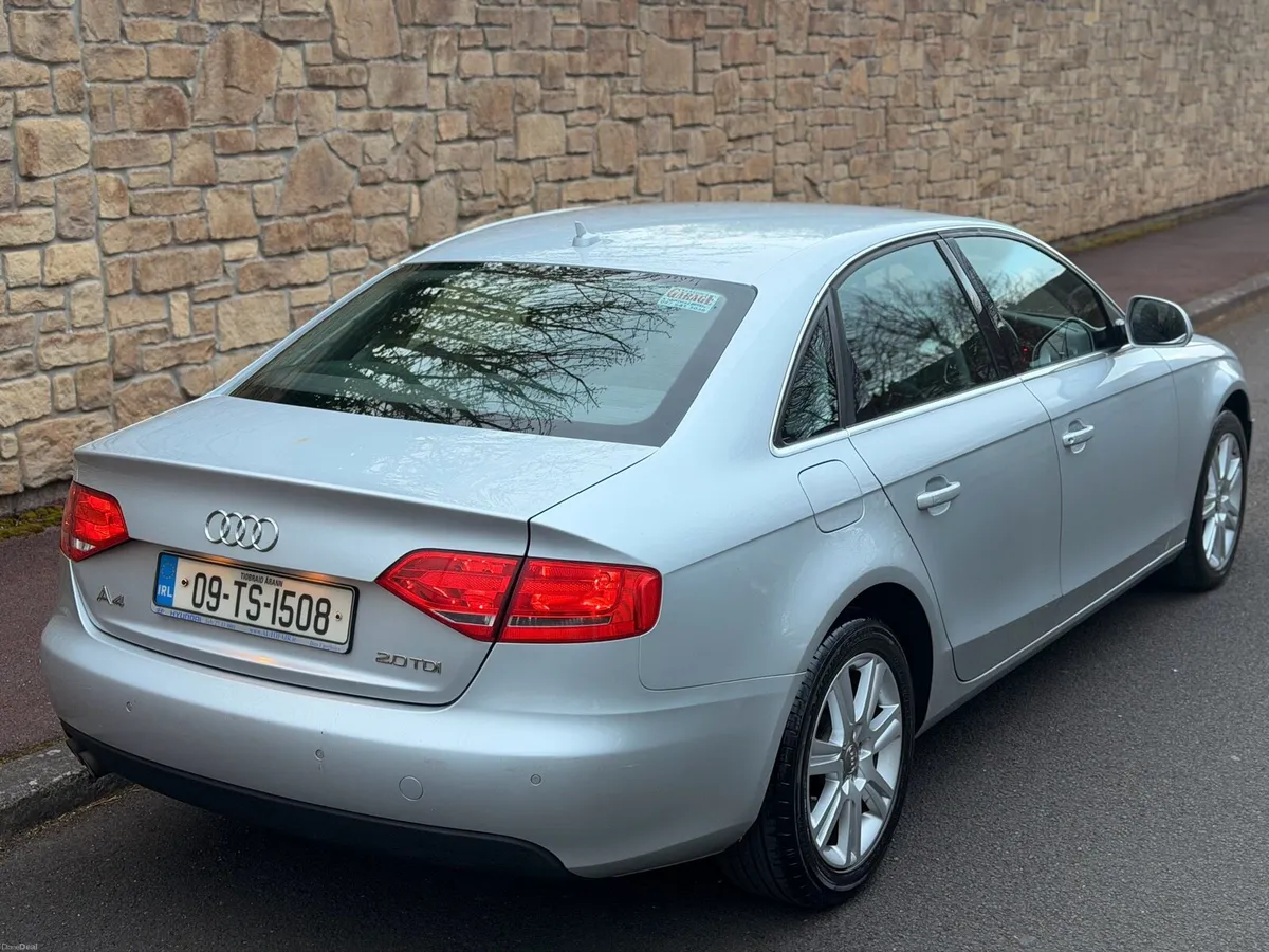 Audi A4 2.0TDI 140bhp NCT 6/27 TAX 4/27 169k miles - Image 4