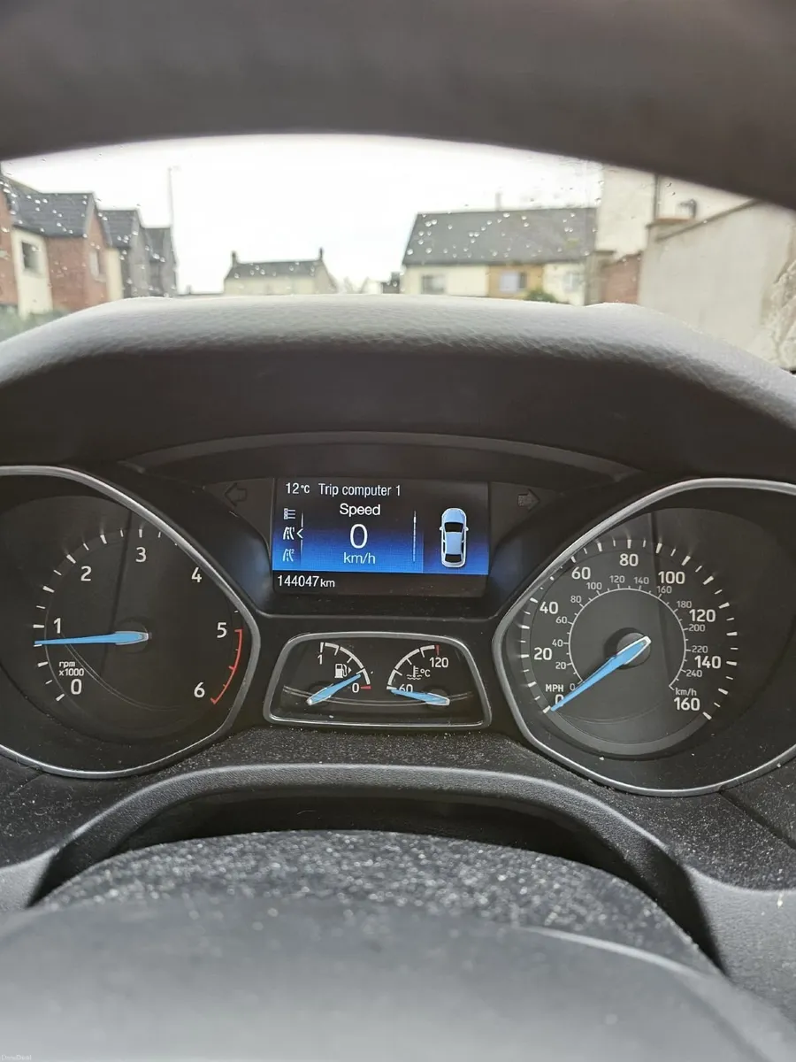 Car - Image 2