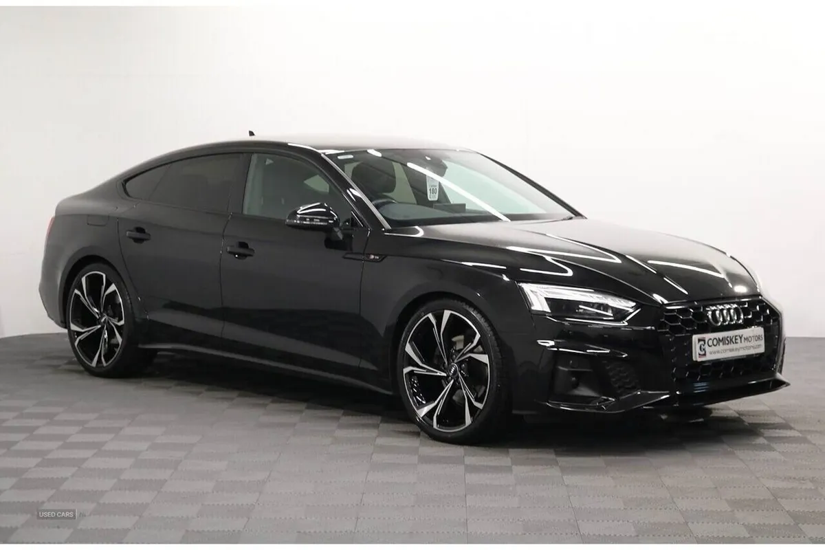 Audi A5 TDI S line - Image 1