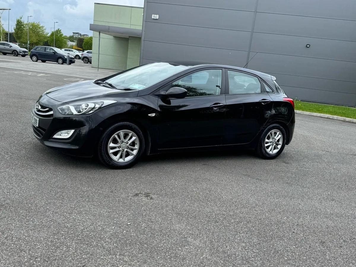 Hyundai i30 - Image 2