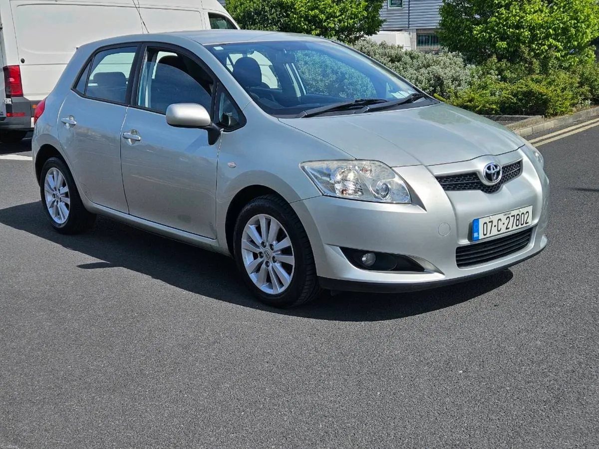TOYOTA Auris 1.4 NCT 02/27 - Image 1