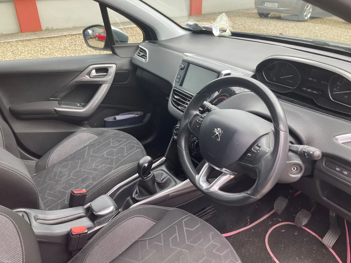 Peugeot 2008 Diesel 2017 - Image 5