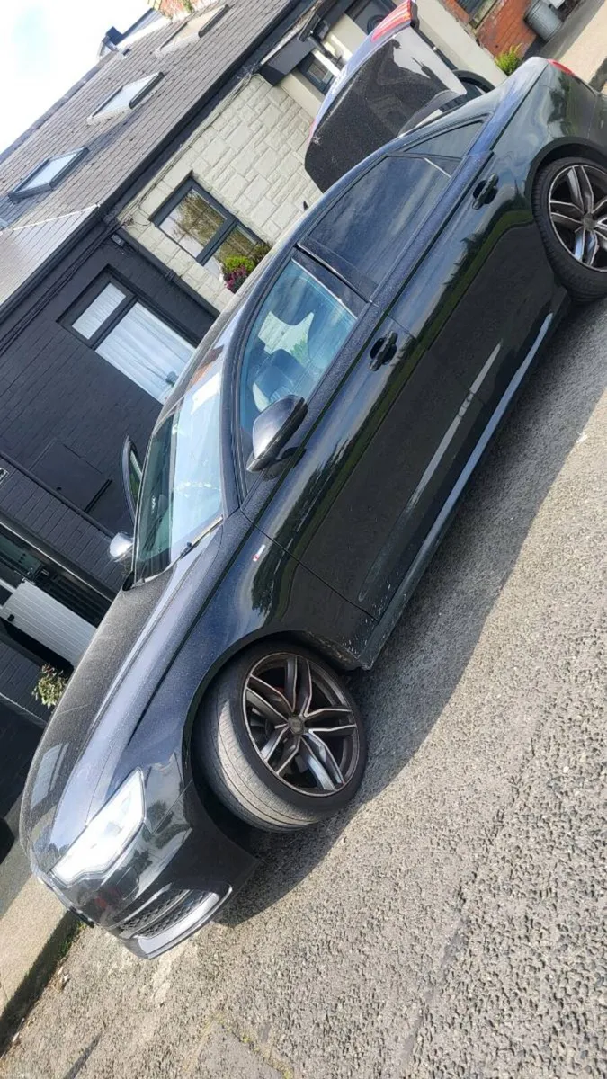 Car - Image 2