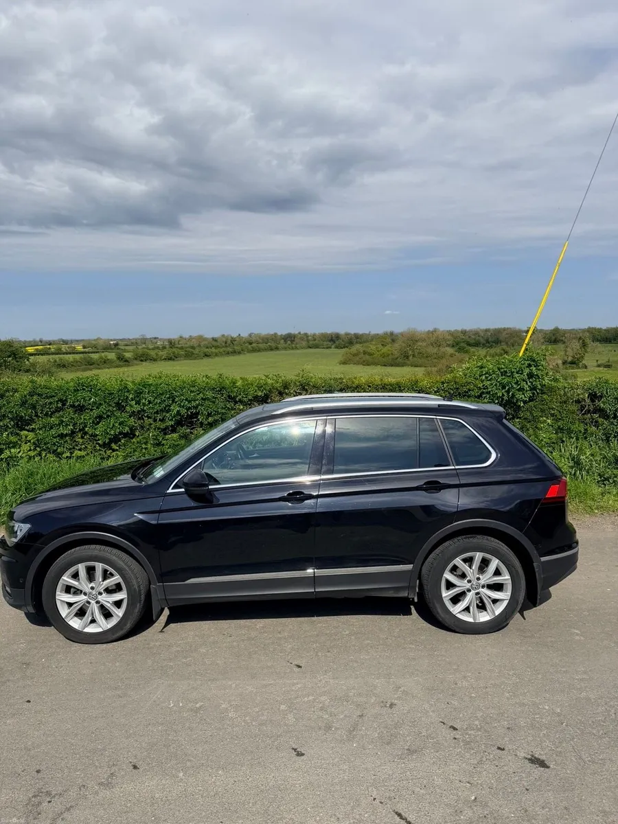 Car - Image 2