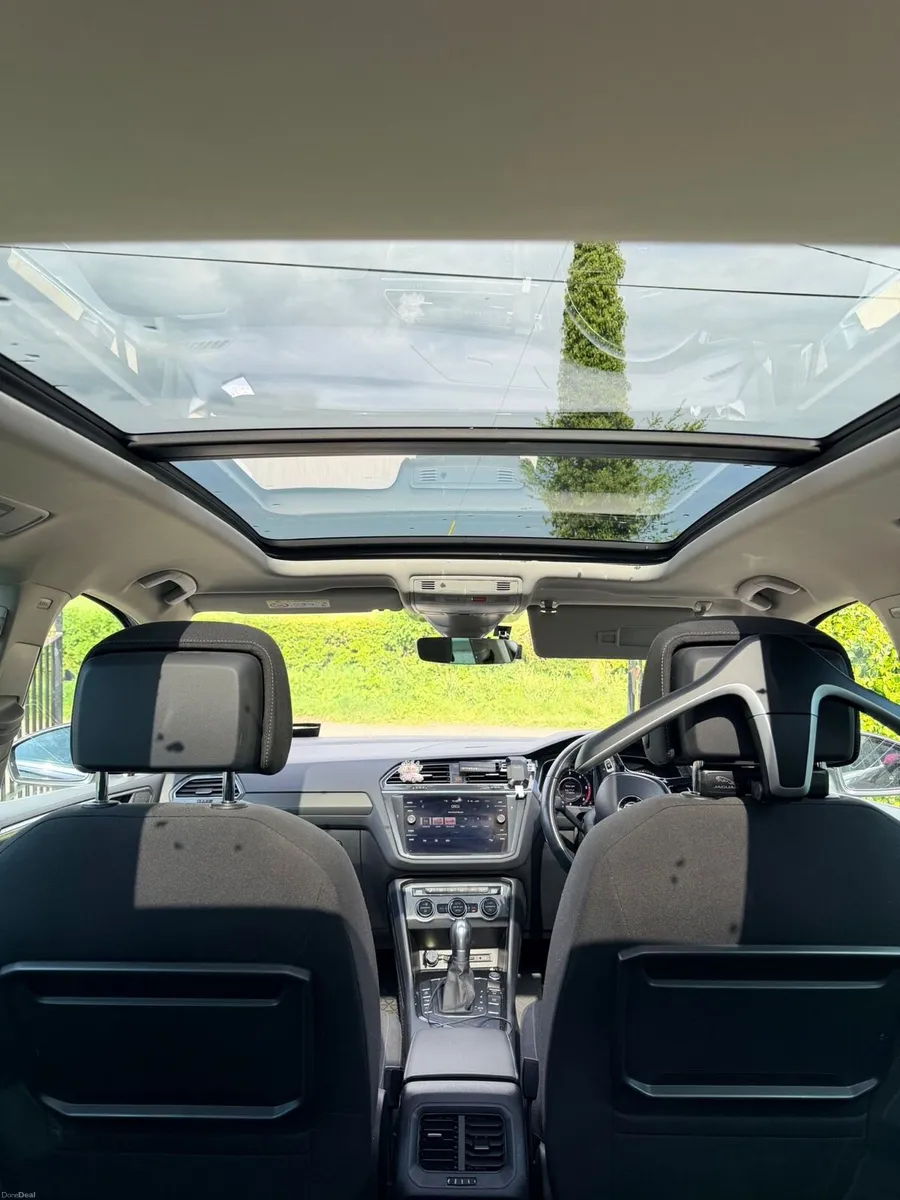 Car - Image 4