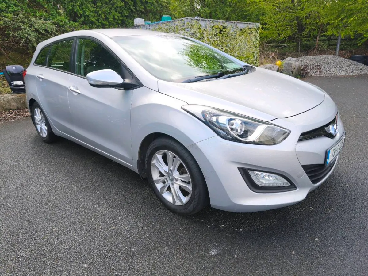 Hyundai i30 estate fresh NCT - Image 1