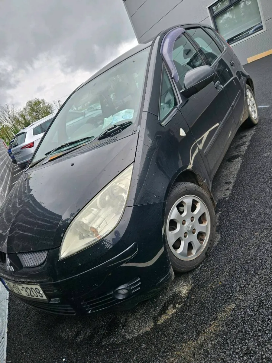 Mitsubishi colt Taxed and tested - Image 1