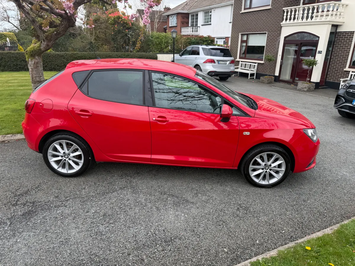 16 SEAT Ibiza MINT CONDITION. Full service history - Image 2