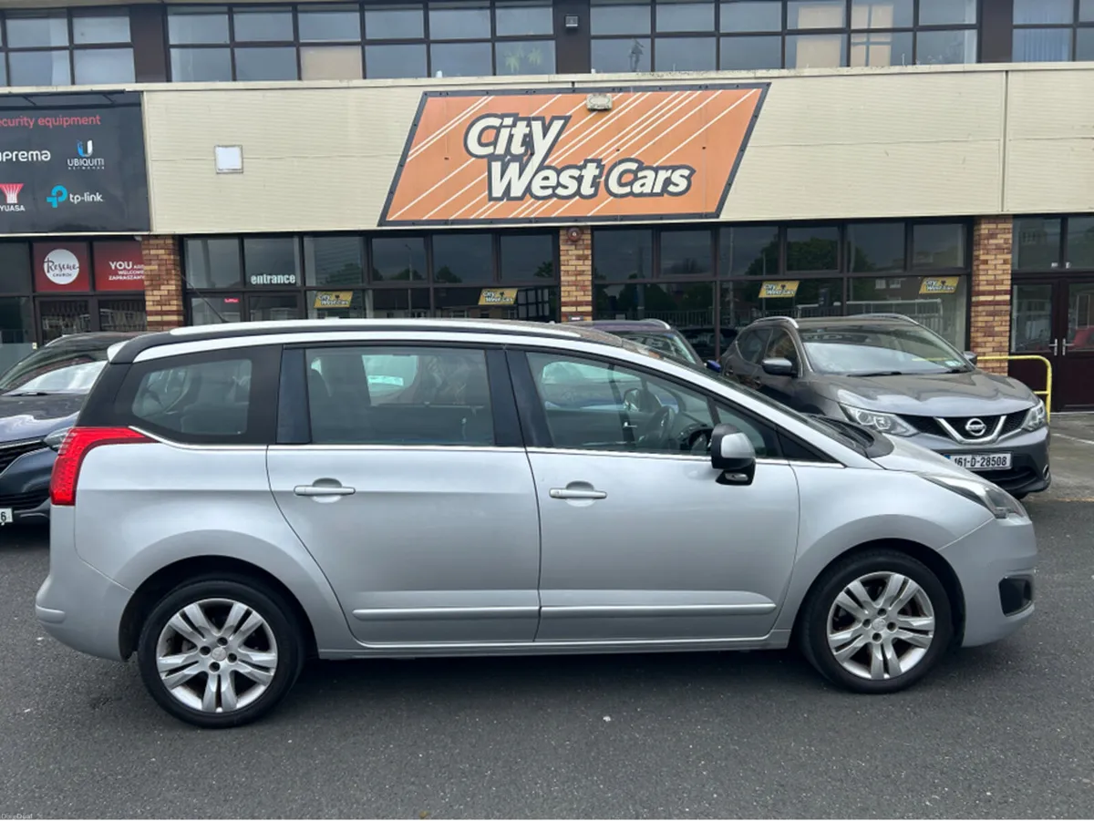 Peugeot 5008 AUTOMATIC///TINY KLMS///ORIGINAL IRIS - Image 1