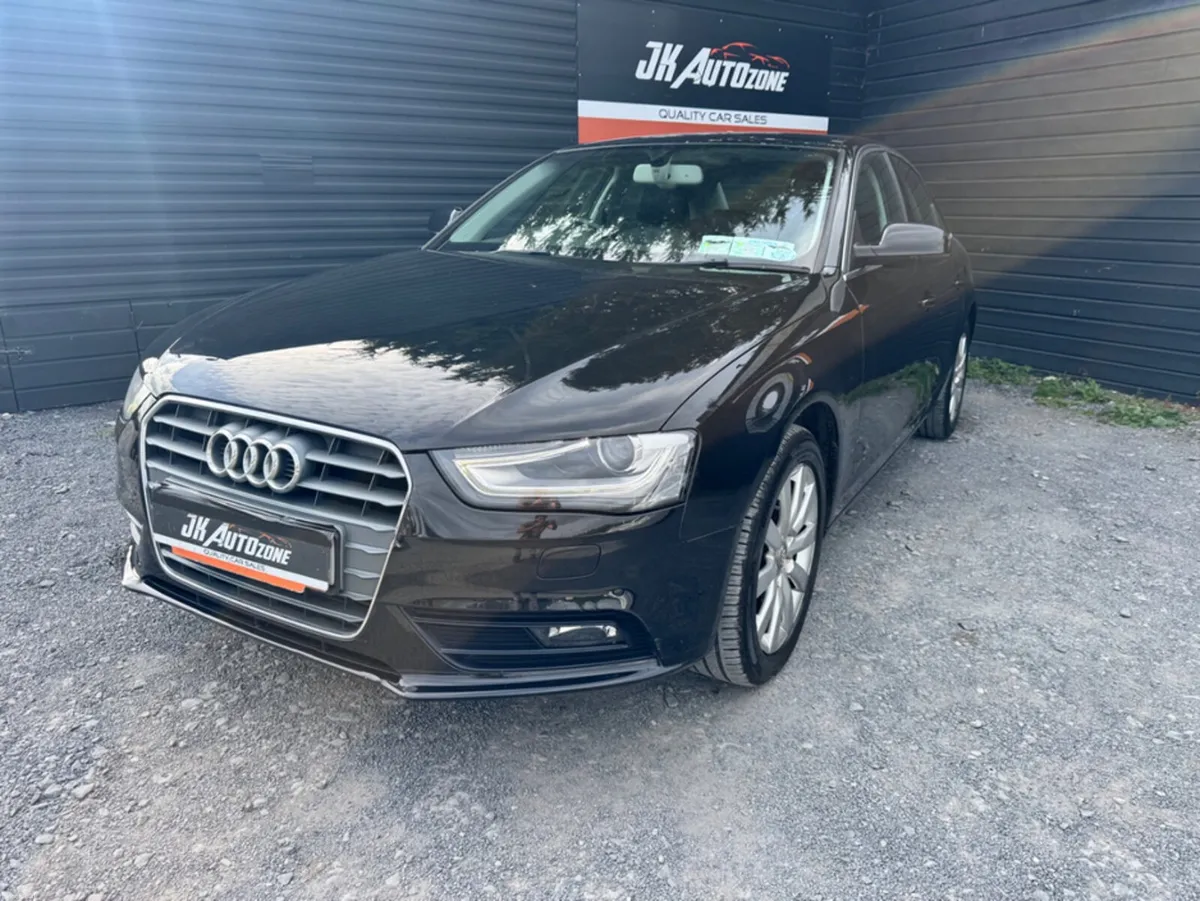 Audi A4 2.0 TDI 150 SE MULTI AUTO 4DR - Image 2