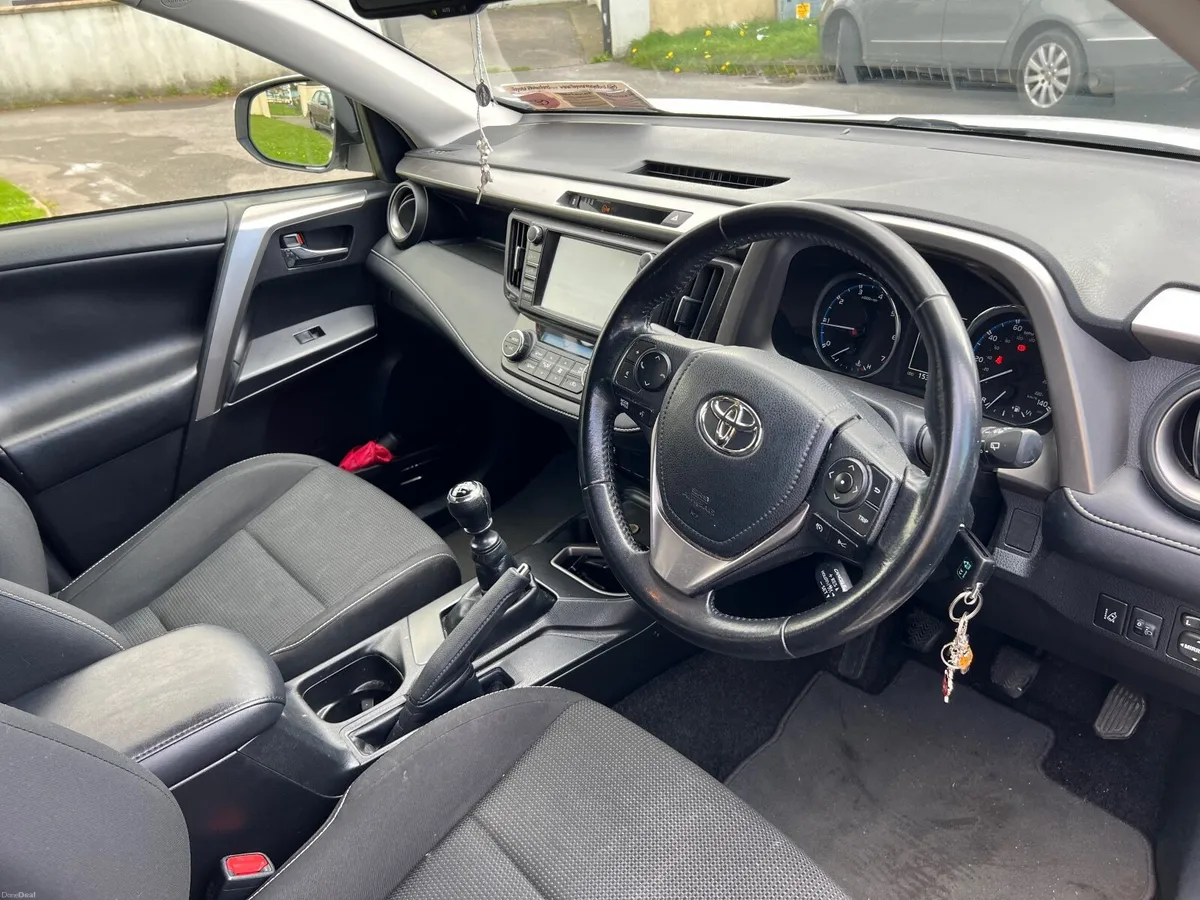 172 Toyota RAV4 Business Edition TSS - Image 3