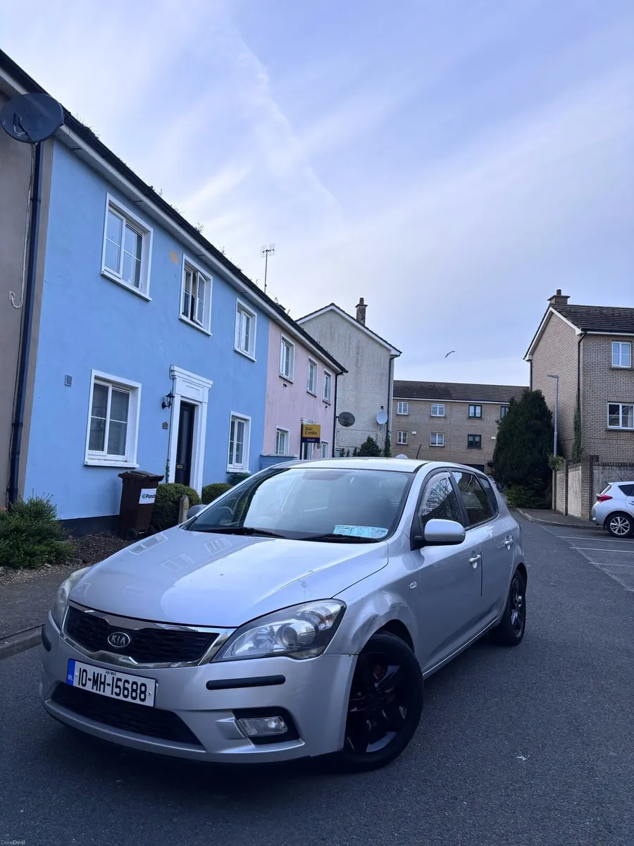 Kia ceed 2010 1.6 disesl €1300 - Image 2