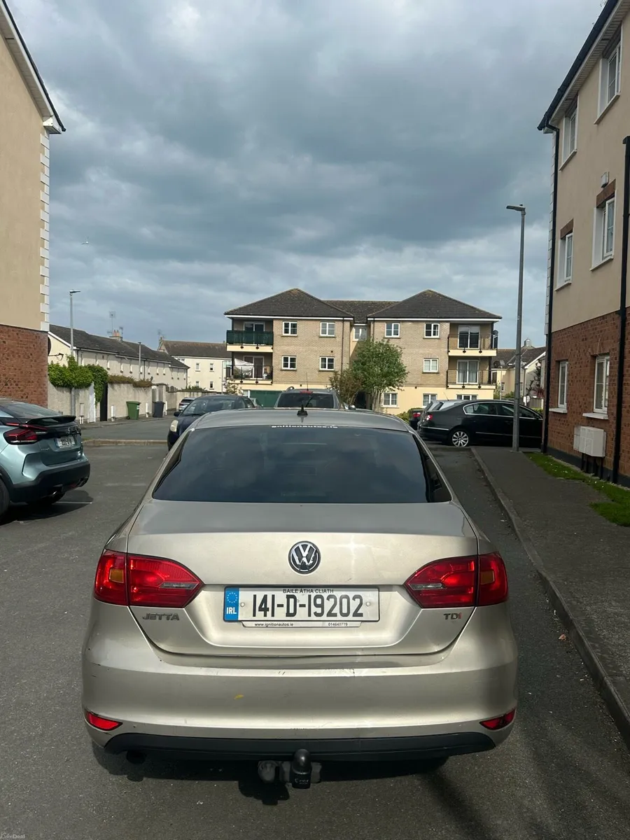 2014 Vw Jetta 1.6 Diesel  €2300 - Image 4