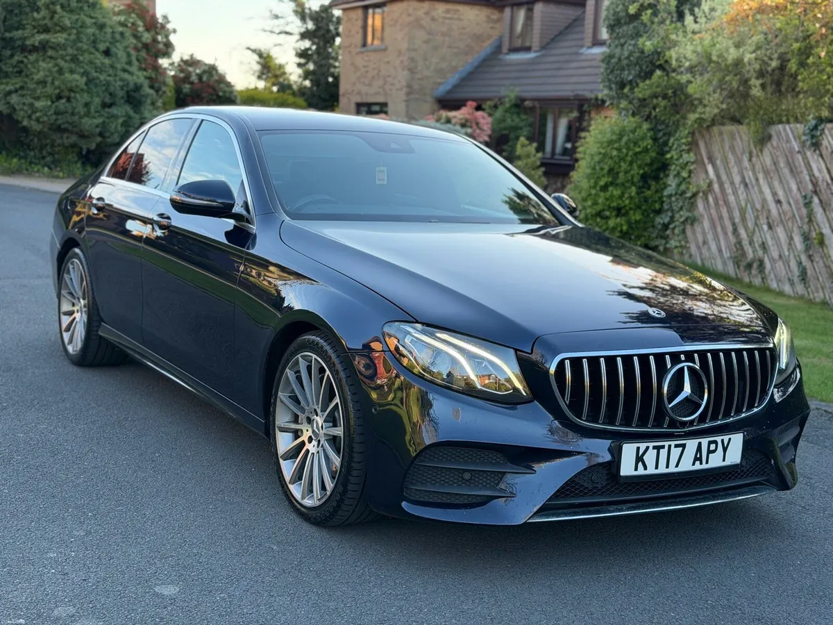 MERCEDES-BENZ E220 AMG LINE 9G-TRONIC SEMI-AUTO - Image 3