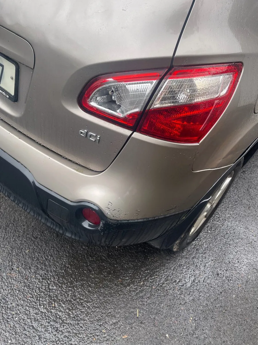 Car - Image 2