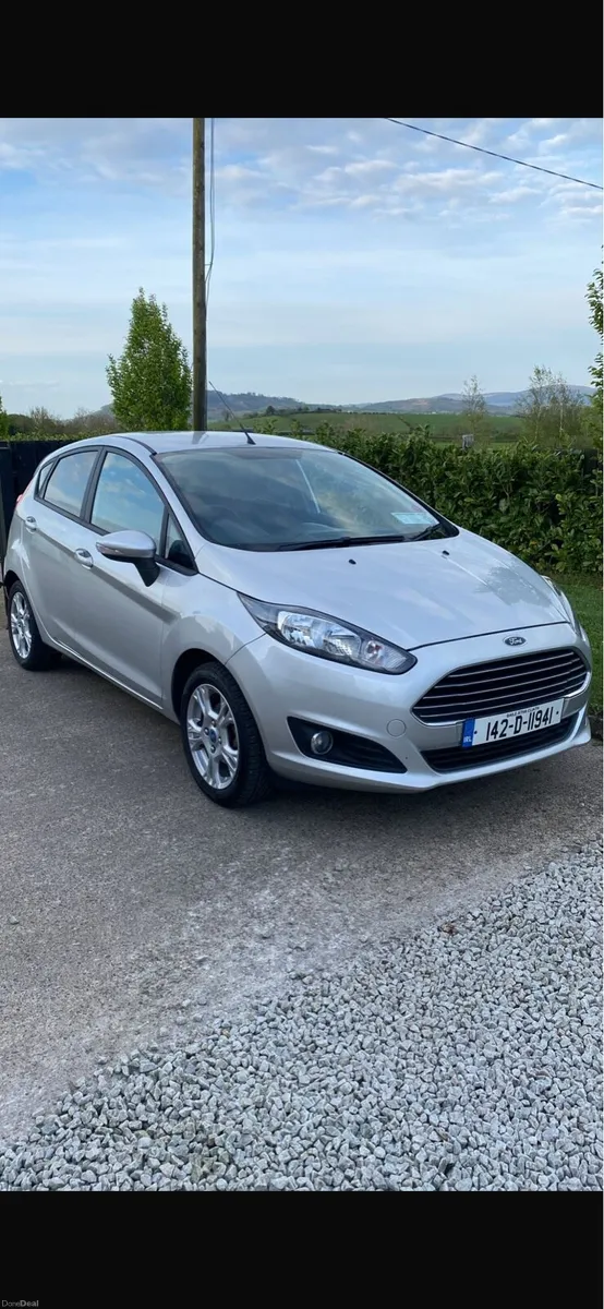 2014 Ford Fiesta Nct & Tax - Image 2