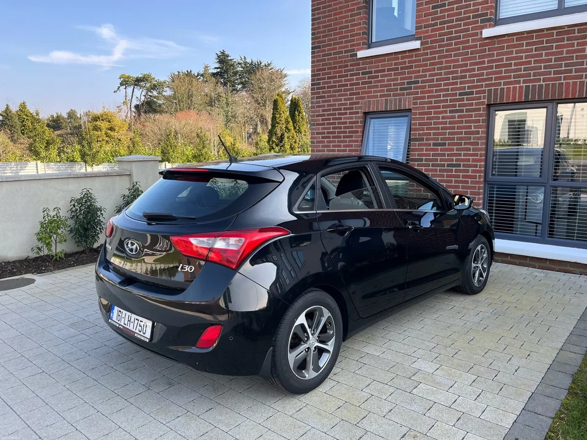 Hyundai i30 - Image 4