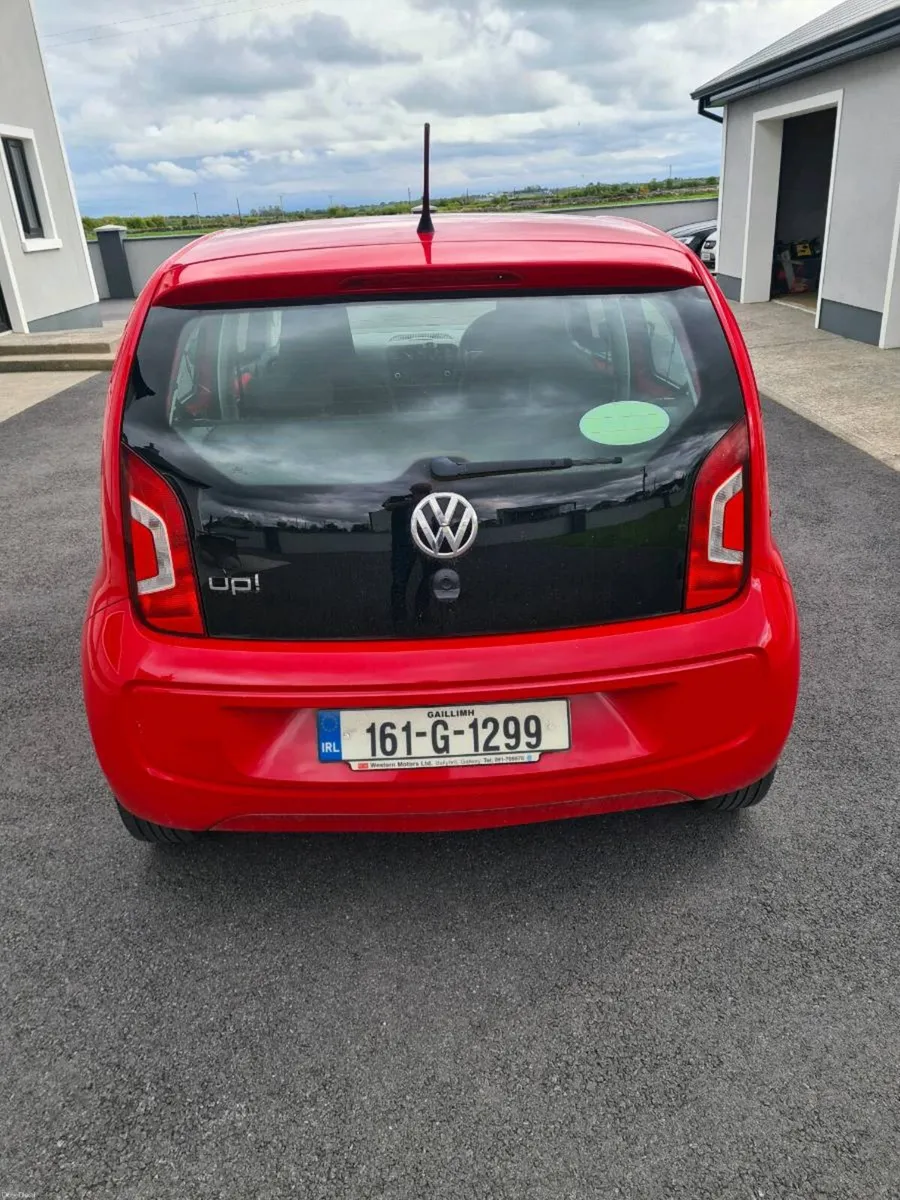 Car - Image 4