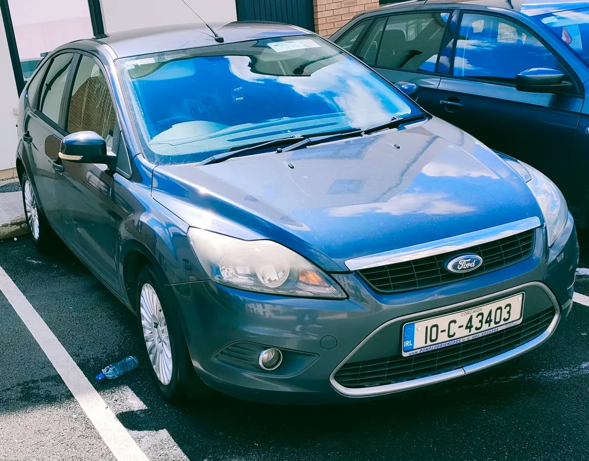 2010 Focus - Image 2