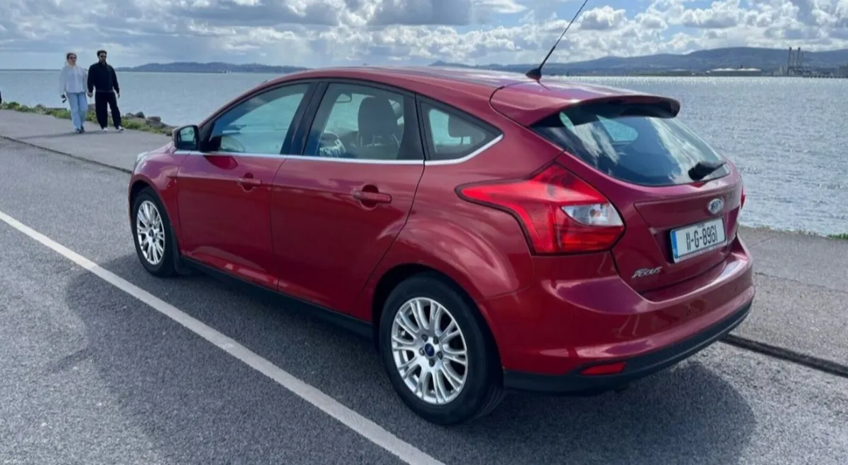 2011 ford focus 1.6 tdci Tax 07/26 - Image 4