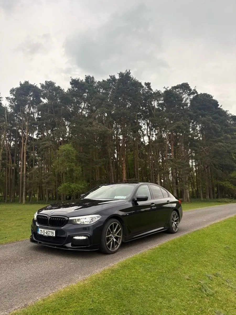 2017 Bmw 5-series - Image 3