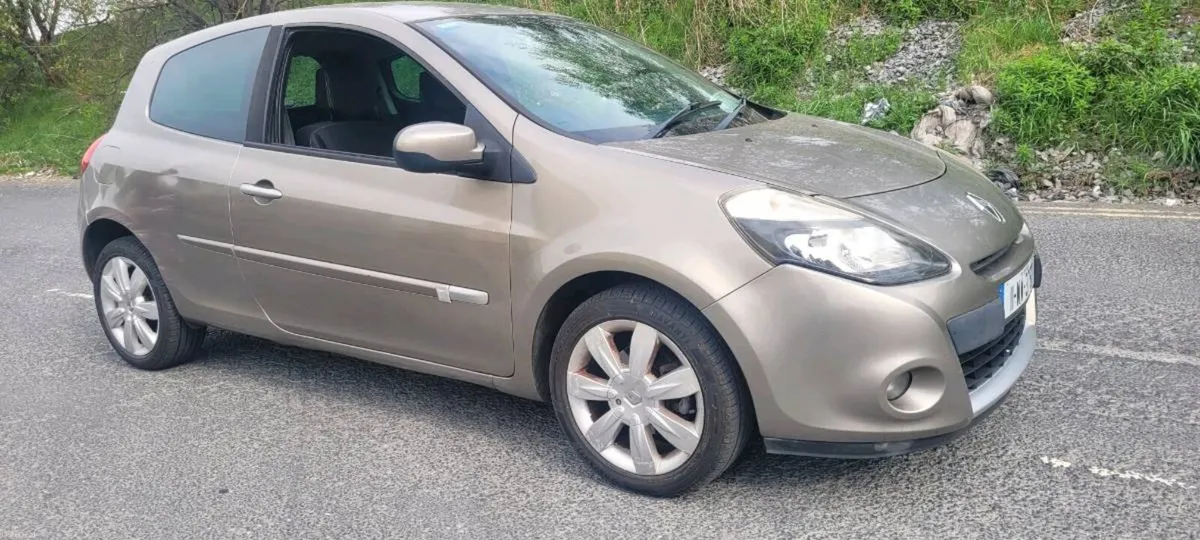 Renault Clio - Image 3