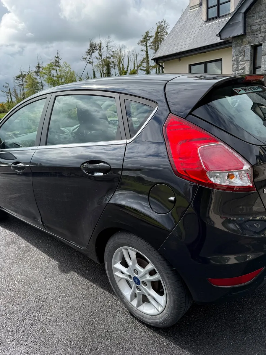 Ford Fiesta 2014 - Image 3