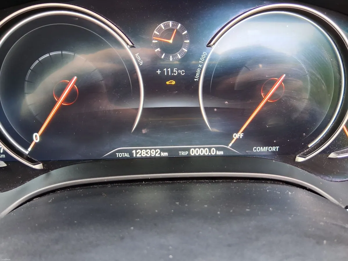 BMW 520d X Drive SE 2018 - Image 3
