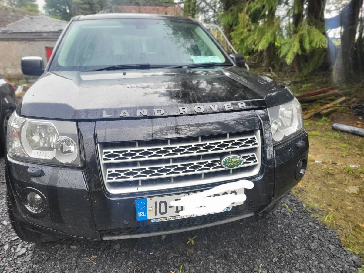 Land Rover Freelander 2010 - Image 1