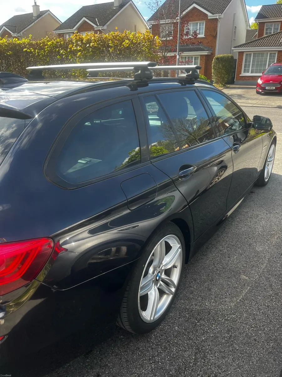 BMW 520d M Sport Estate - Image 2