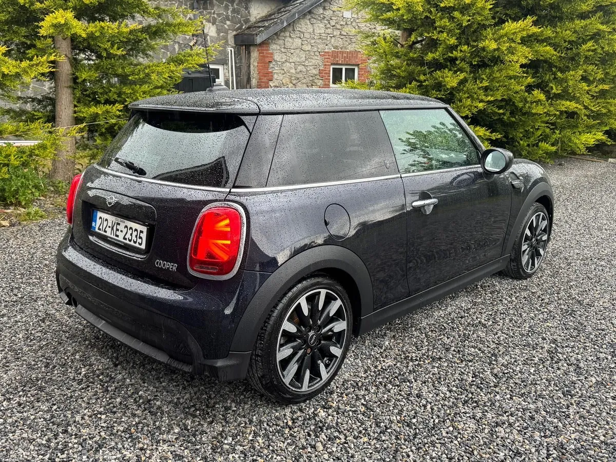 Mini Cooper 2021 - Image 3