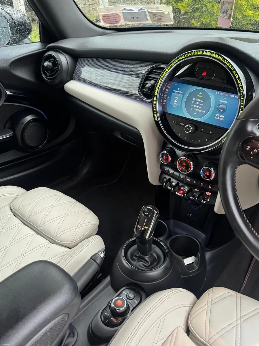 Mini Cooper 2021 - Image 4