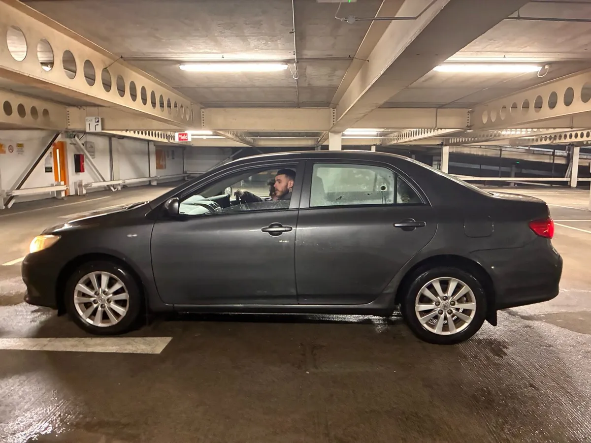 Toyota Corolla - Image 3