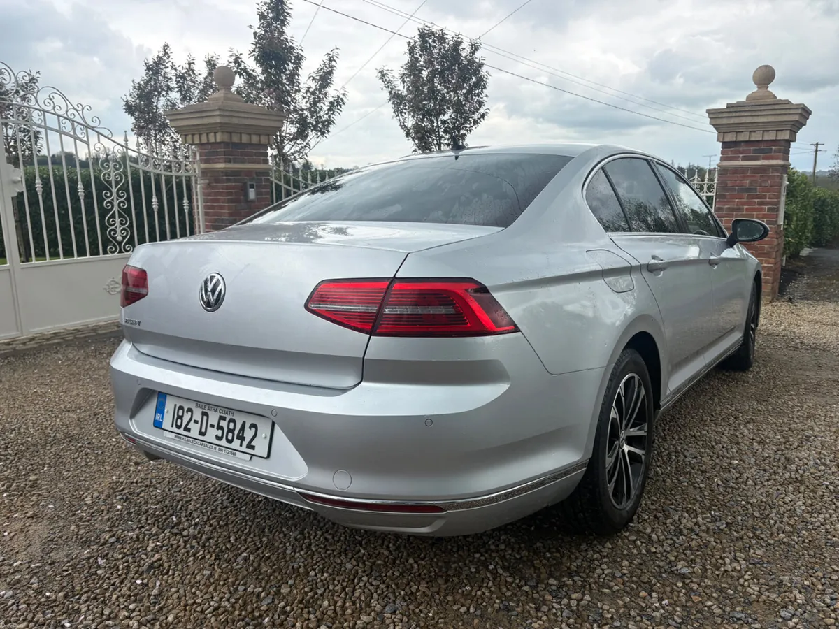 Volkswagen Passat 2018 DSG - Image 5