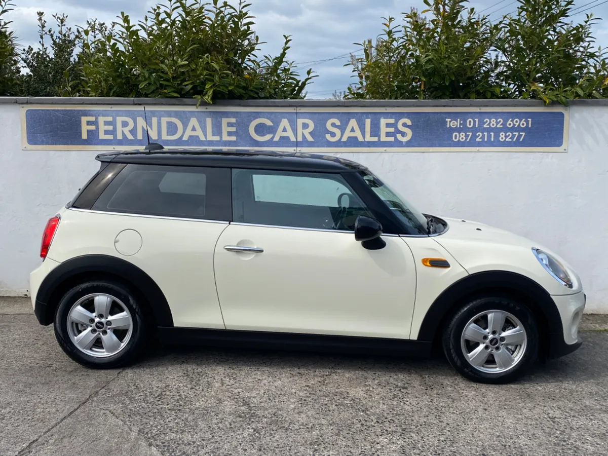Mini Cooper D  Low kms Pepper white - Image 2