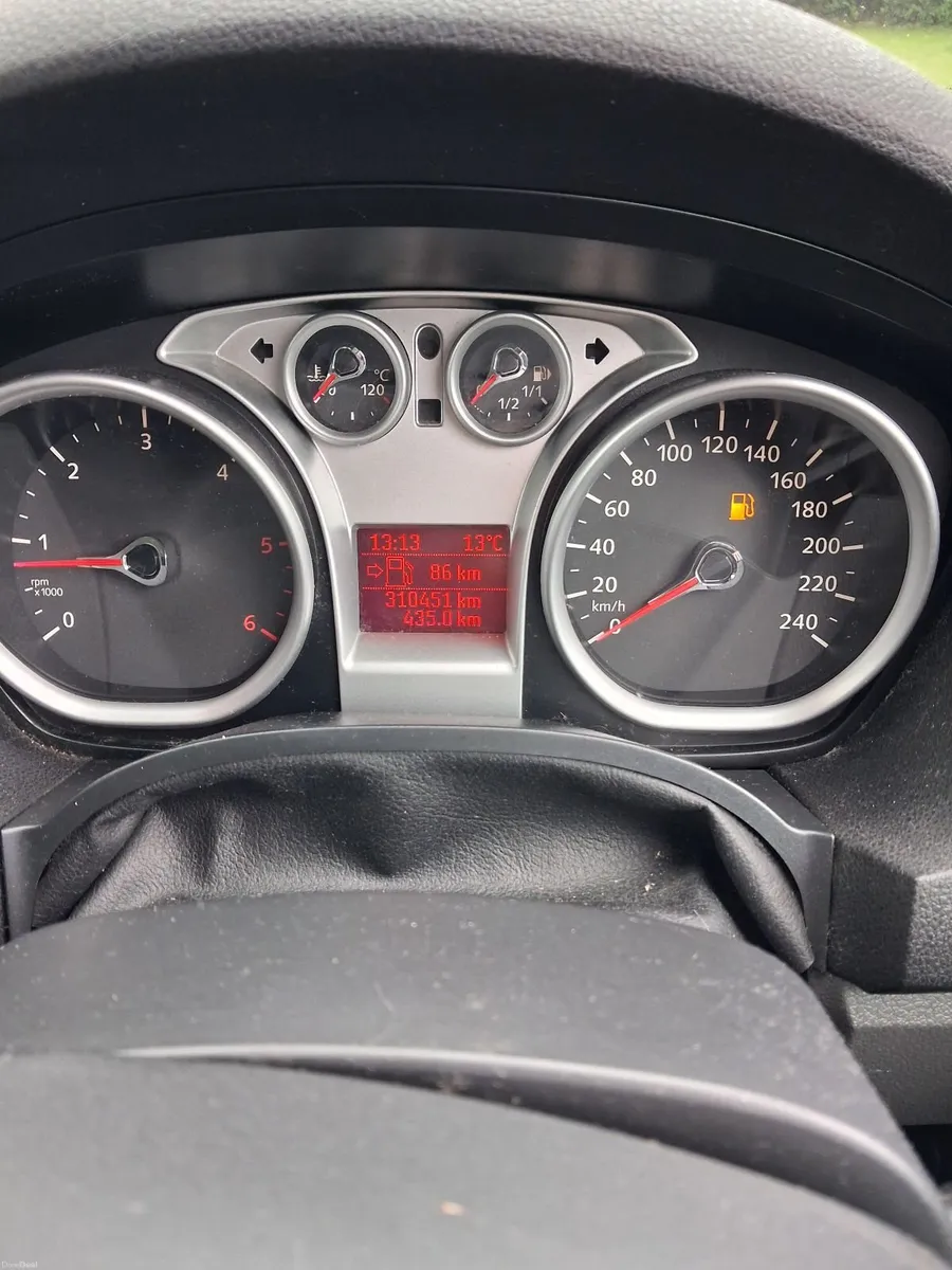Ford C-Max 2010 - Image 2