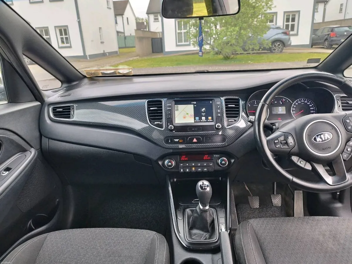 Kia carens - Image 4