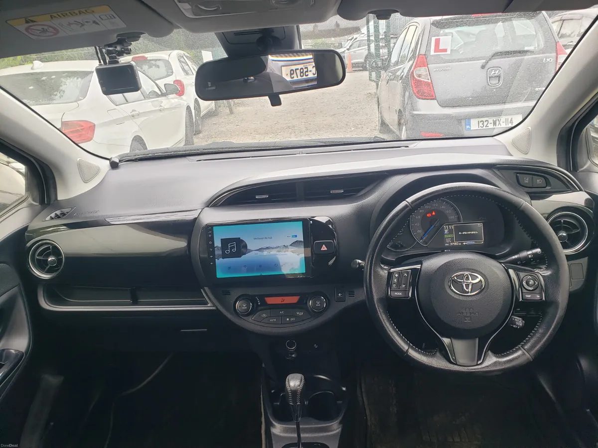 Toyota Vitz 2019 hybrid - Image 3