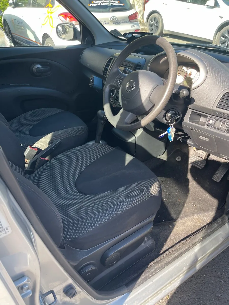 Car - Image 3