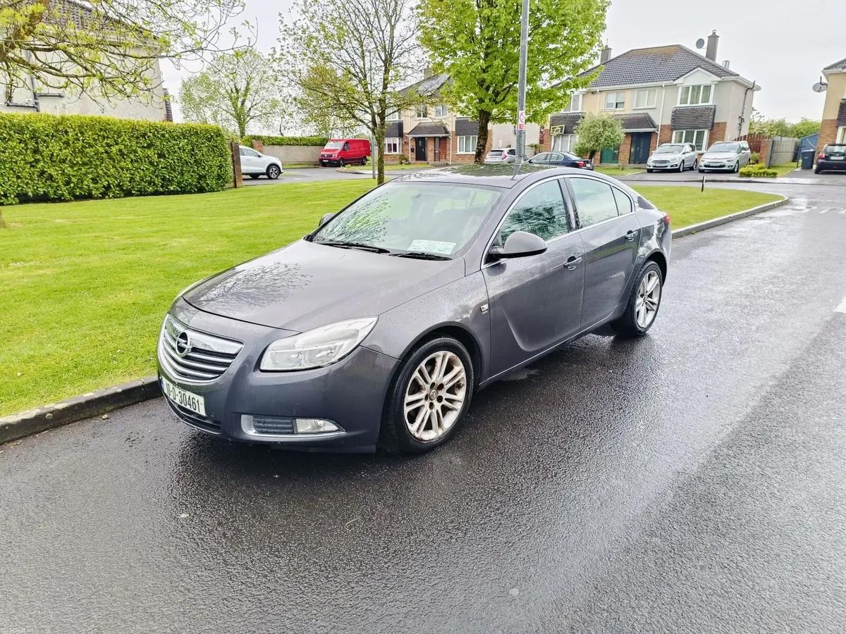 Opel Insignia 2010 - Image 1