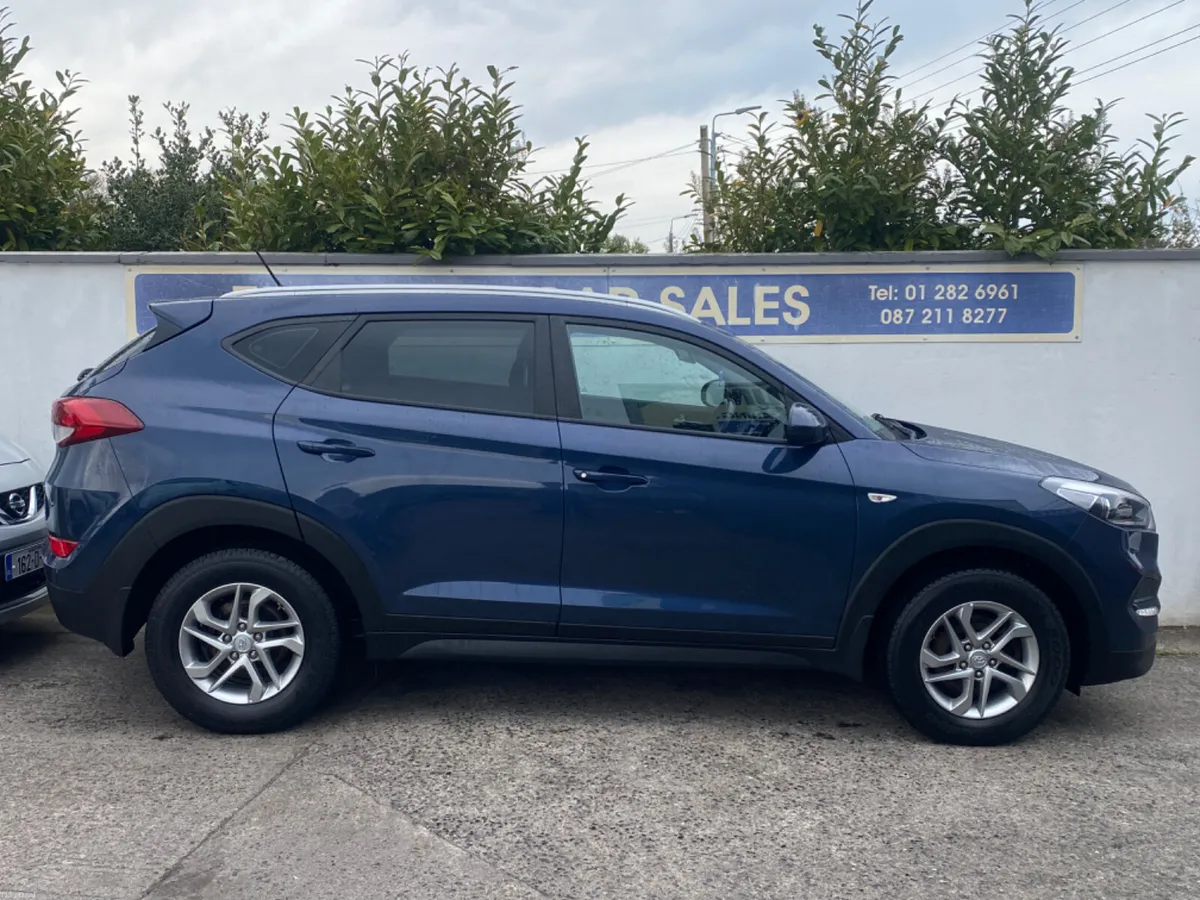 Hyundai Tucson 1.7 Dsl Low Kms - Image 2