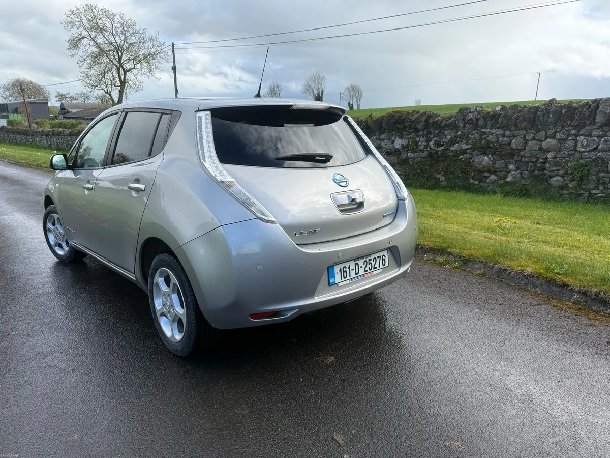 2016 Nissan leaf 30KWH - Image 3
