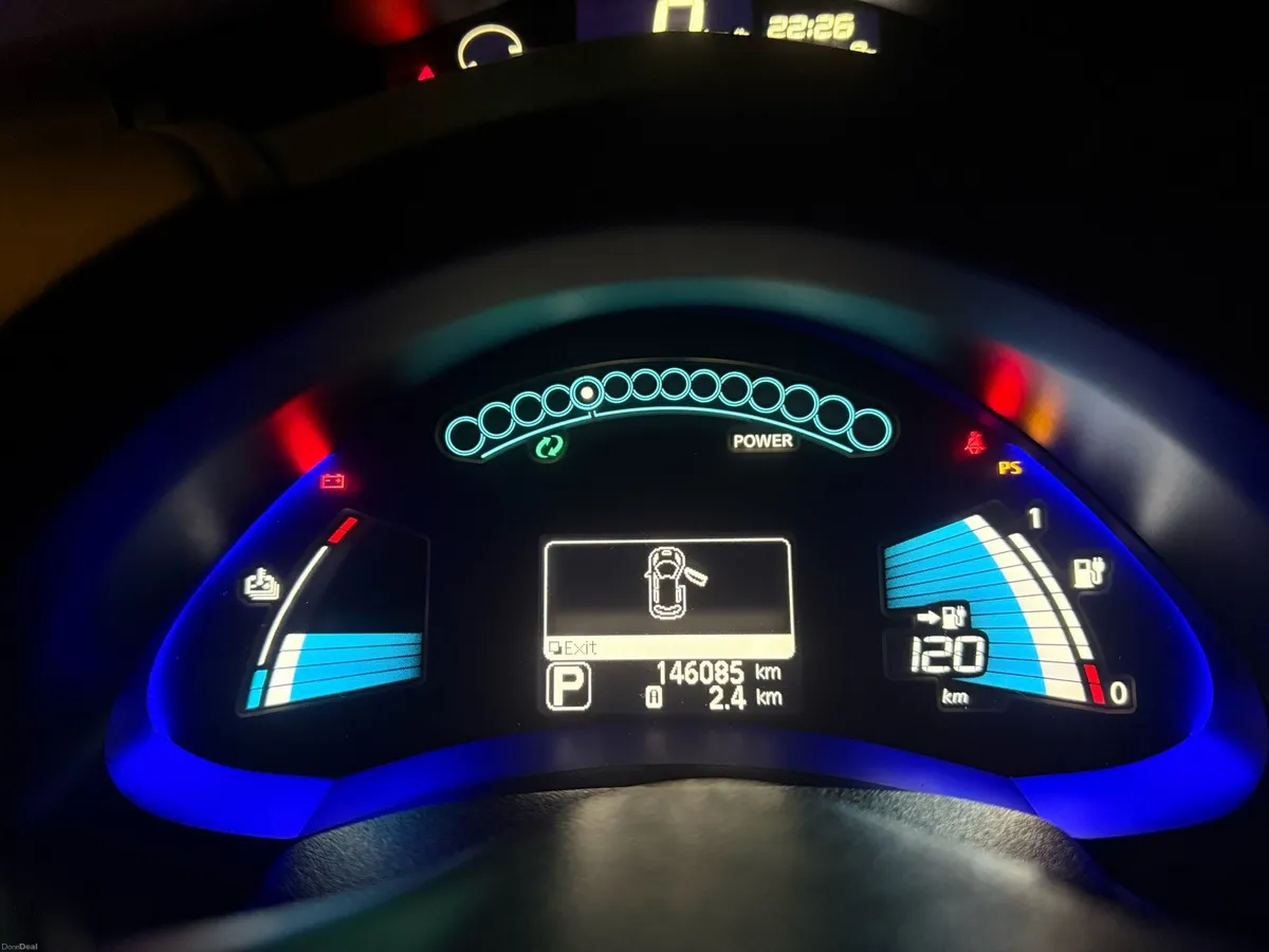 2016 Nissan leaf 30KWH - Image 4